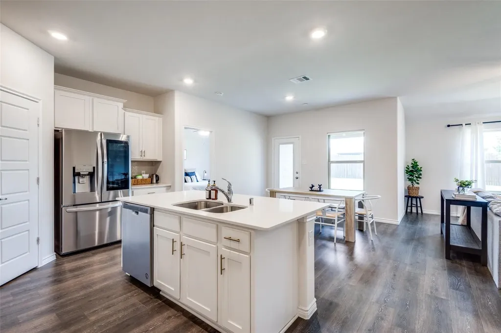 816 Goldenrod Lane Princeton TX 75407