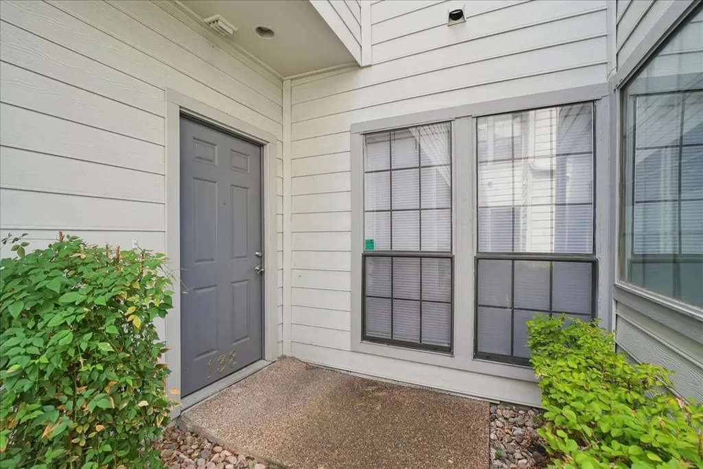 5100 Verde Valley Lane Dallas TX 75254
