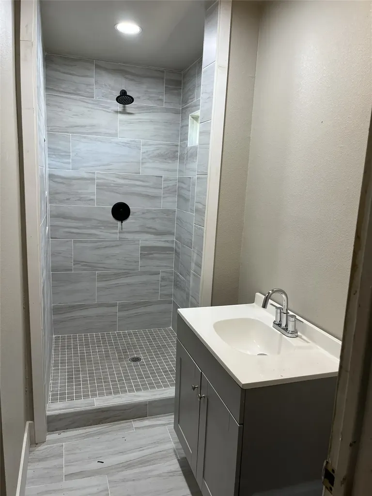3401 Leith Avenue Fort Worth TX 76133