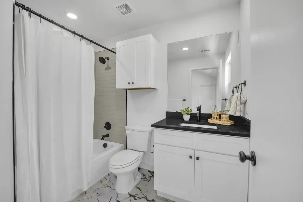 5806 Bryan Parkway Dallas TX 75206