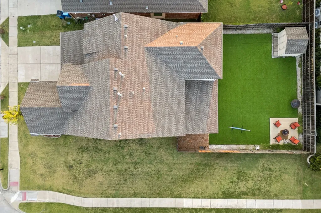 2221 Petunia Lane Rowlett TX 75089