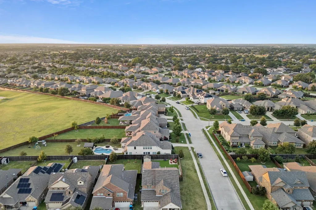 2221 Petunia Lane Rowlett TX 75089