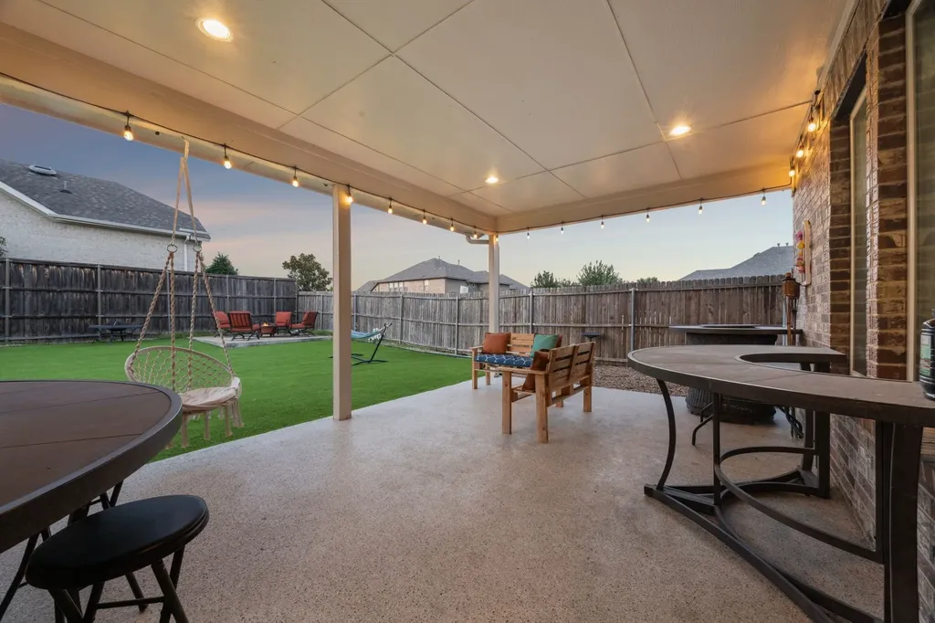 2221 Petunia Lane Rowlett TX 75089