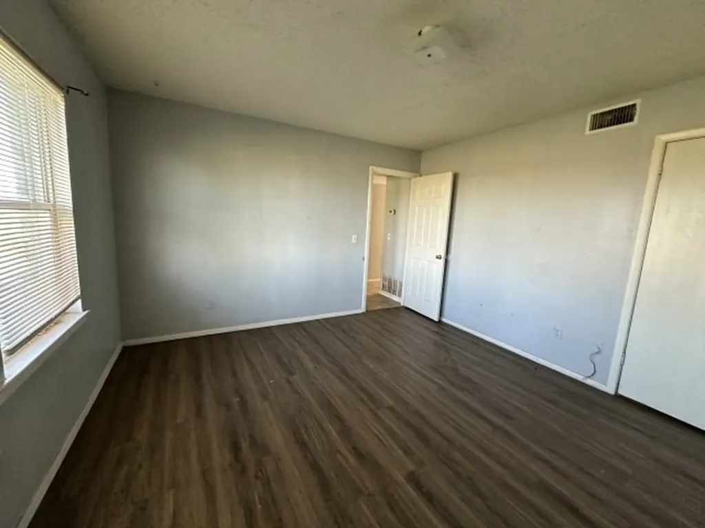 100 Pecos Place Plainview TX 79072