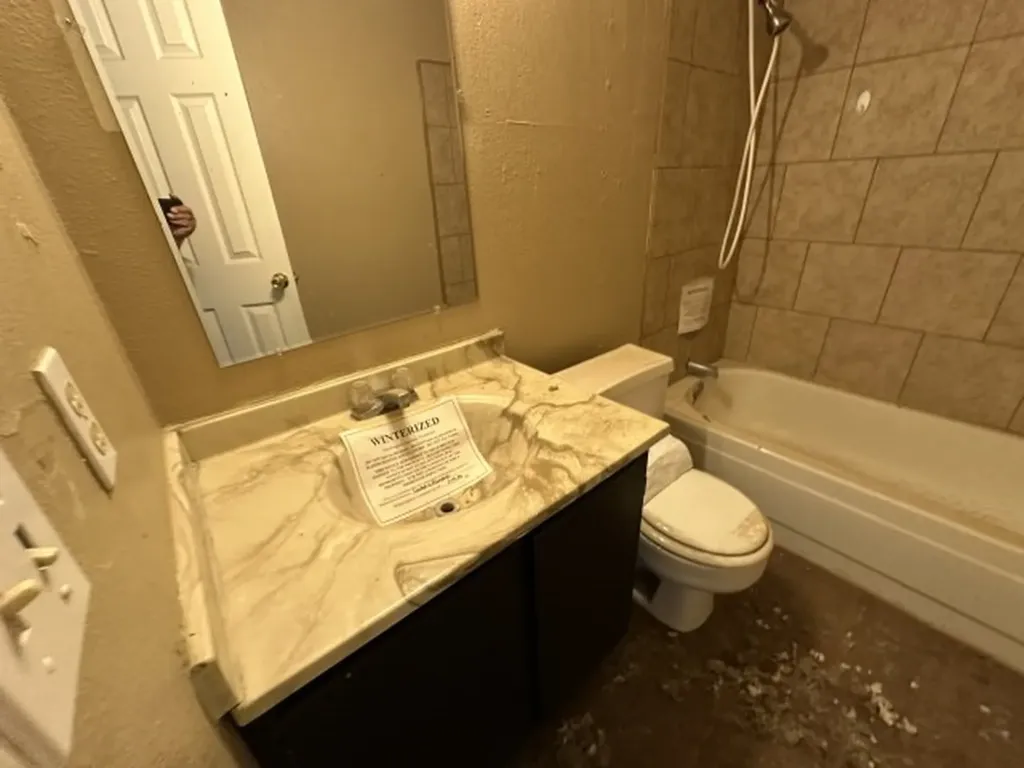 100 Pecos Place Plainview TX 79072
