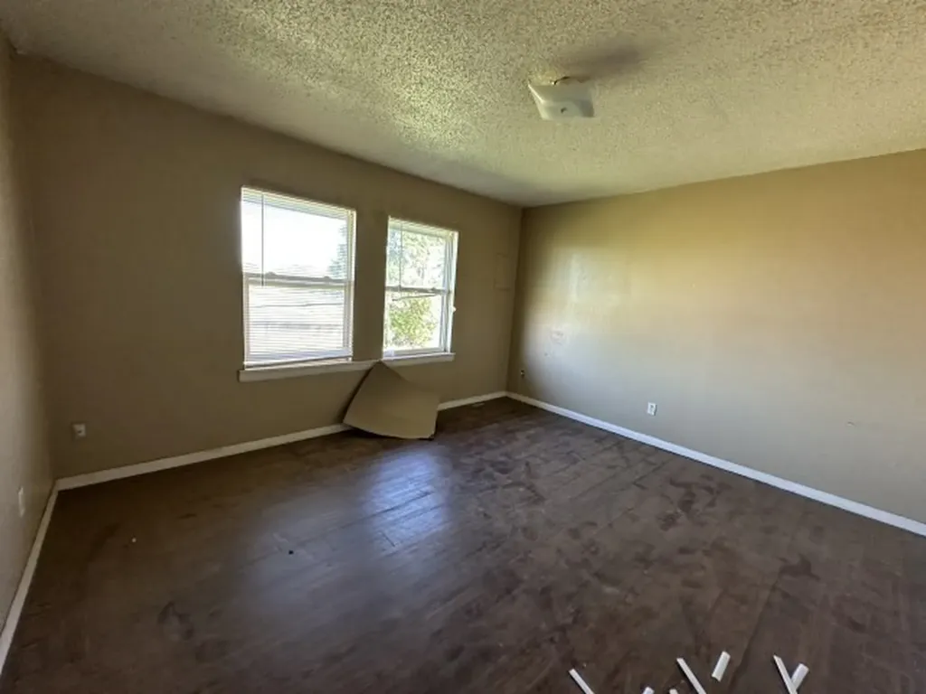 100 Pecos Place Plainview TX 79072