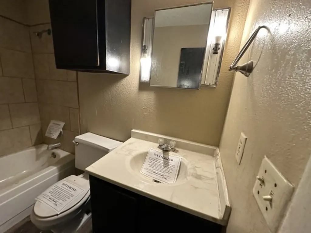 100 Pecos Place Plainview TX 79072