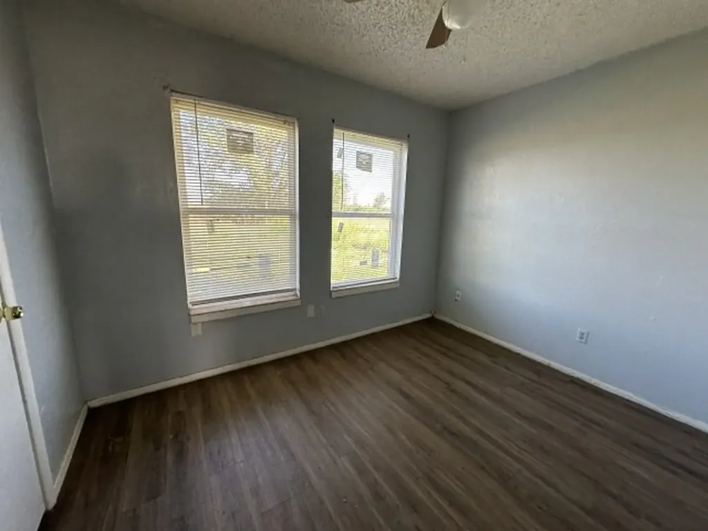 100 Pecos Place Plainview TX 79072