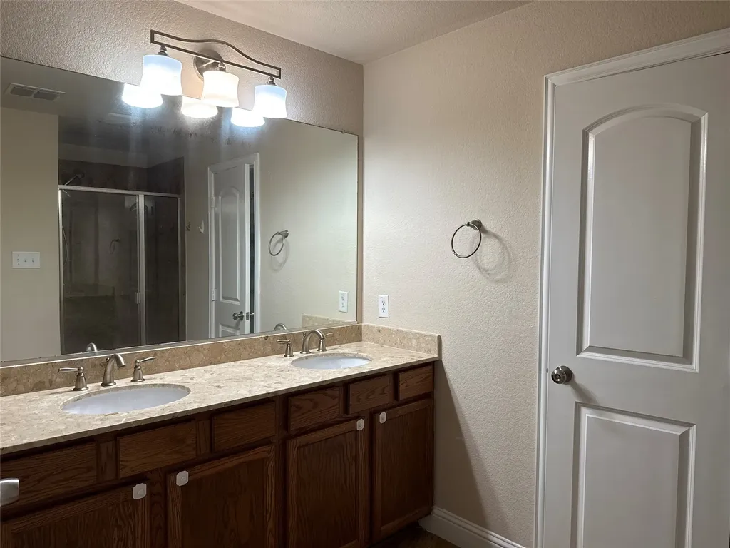 2610 Jackson Drive Lewisville TX 75067