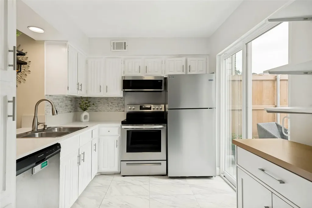 839 Dublin Drive Richardson TX 75080