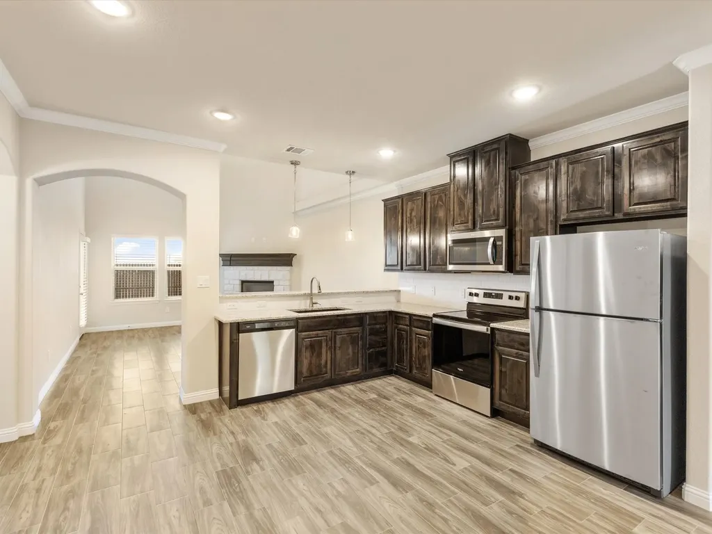 1124 Noble Flair Place Granbury TX 76049