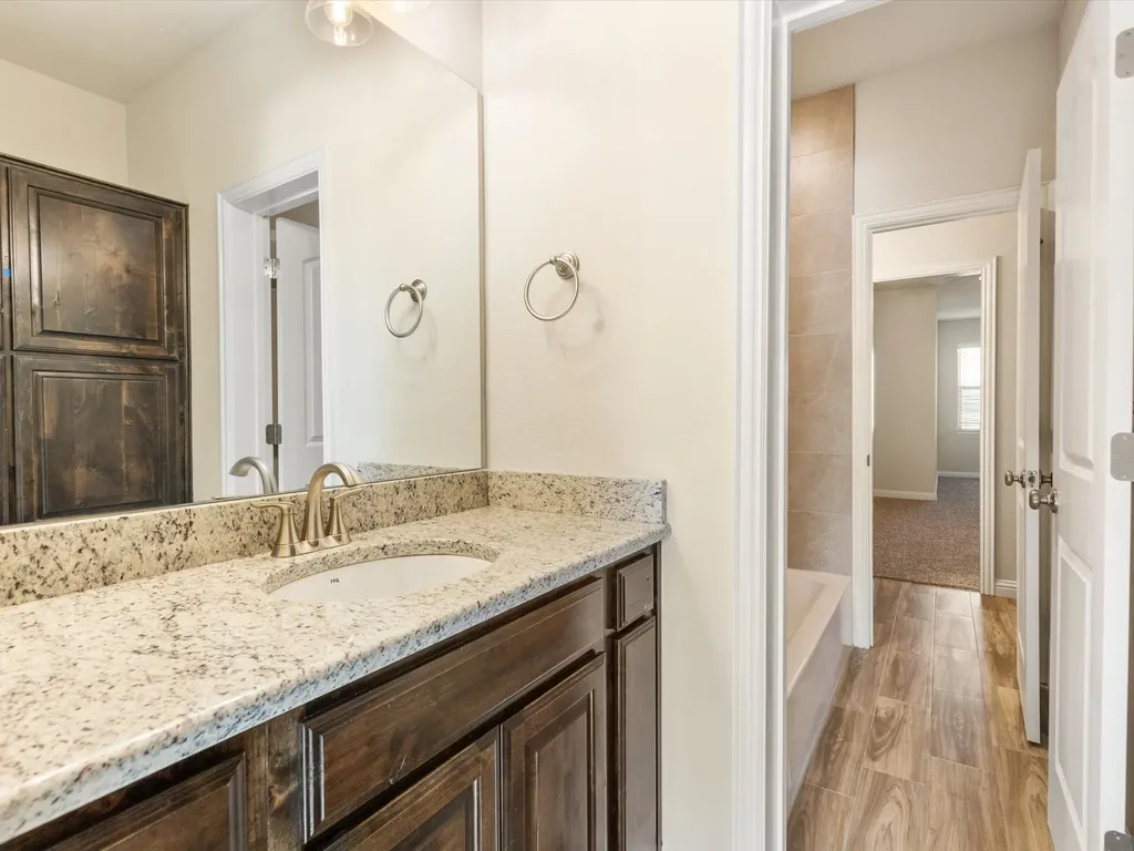 1124 Noble Flair Place Granbury TX 76049