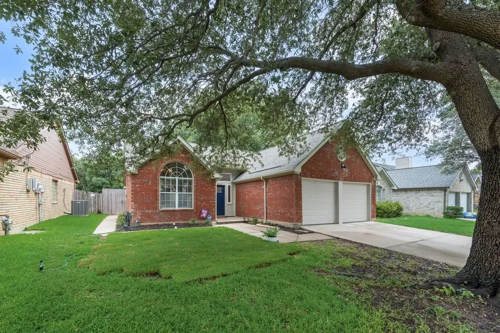 10213 Long Rifle Drive Fort Worth TX 76108