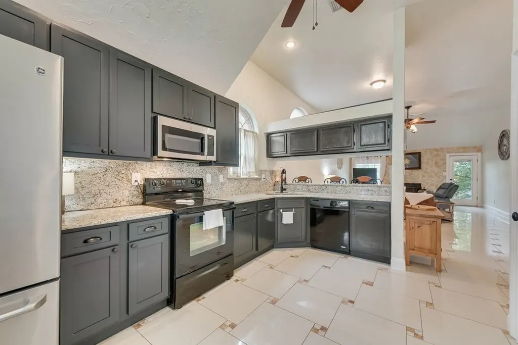 10213 Long Rifle Drive Fort Worth TX 76108