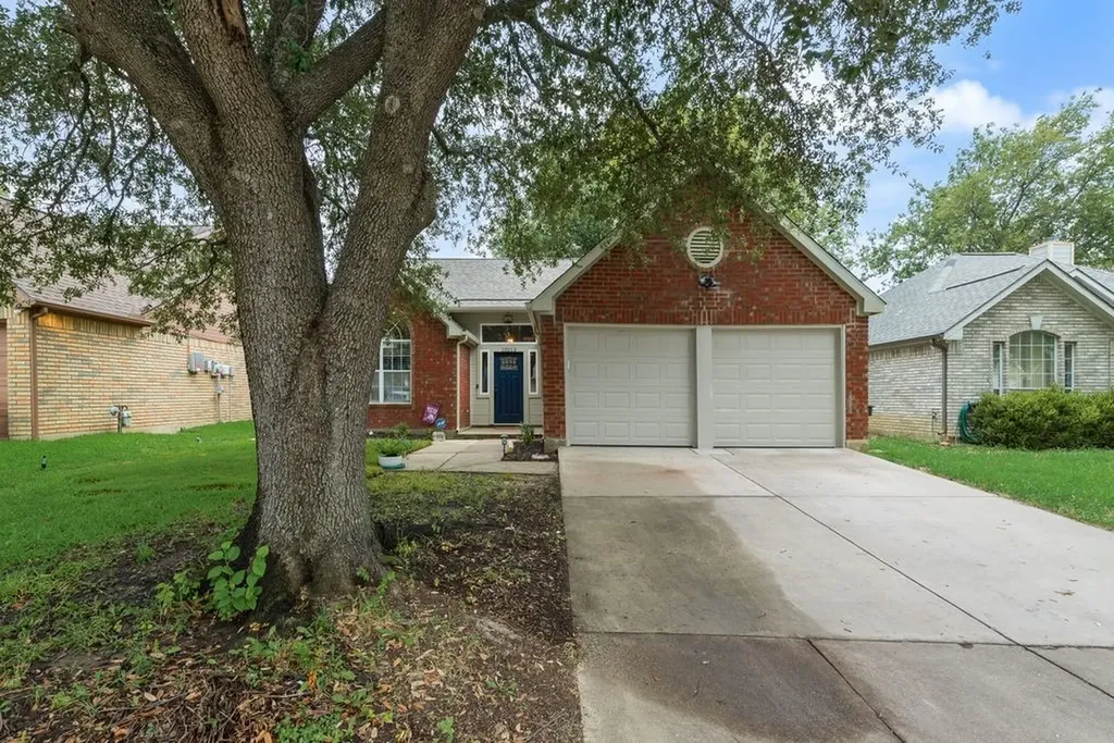 10213 Long Rifle Drive Fort Worth TX 76108