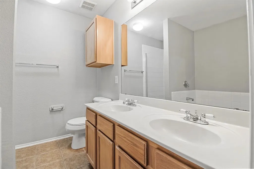 2817 Briargrove Lane Mckinney TX 75071
