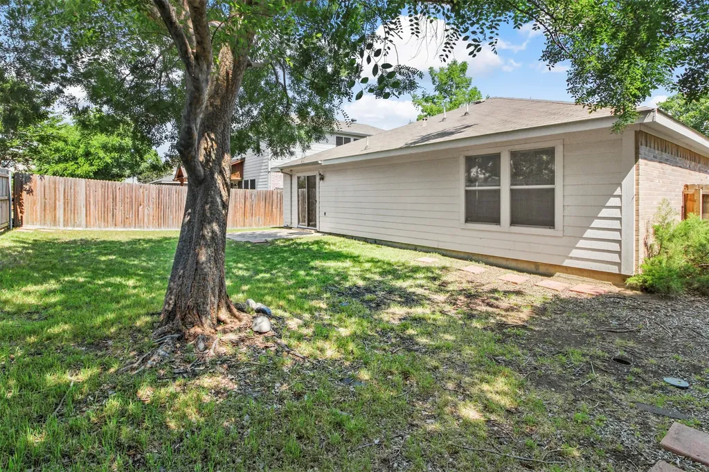 2817 Briargrove Lane Mckinney TX 75071