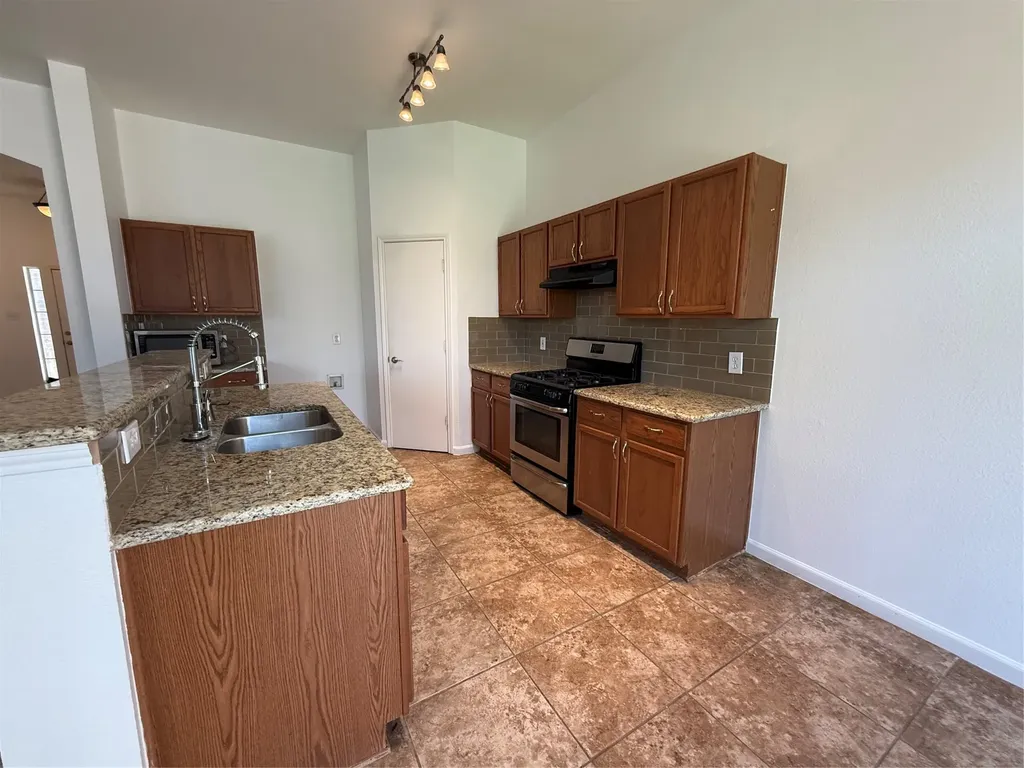 12462 Ridgetop Circle Frisco TX 75035