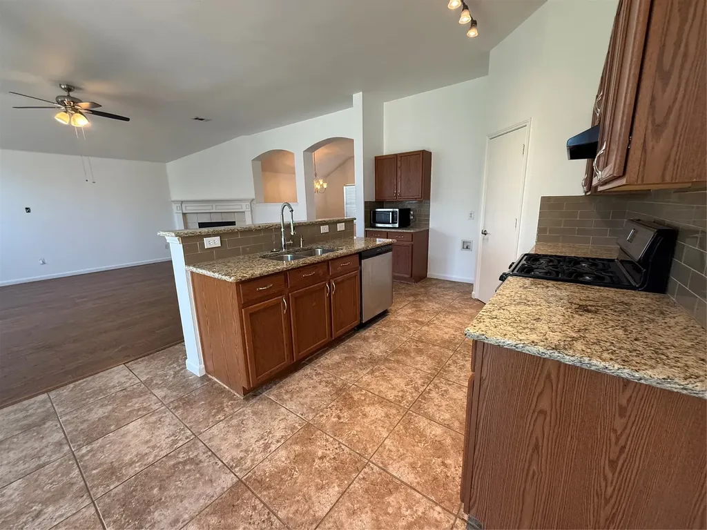 12462 Ridgetop Circle Frisco TX 75035