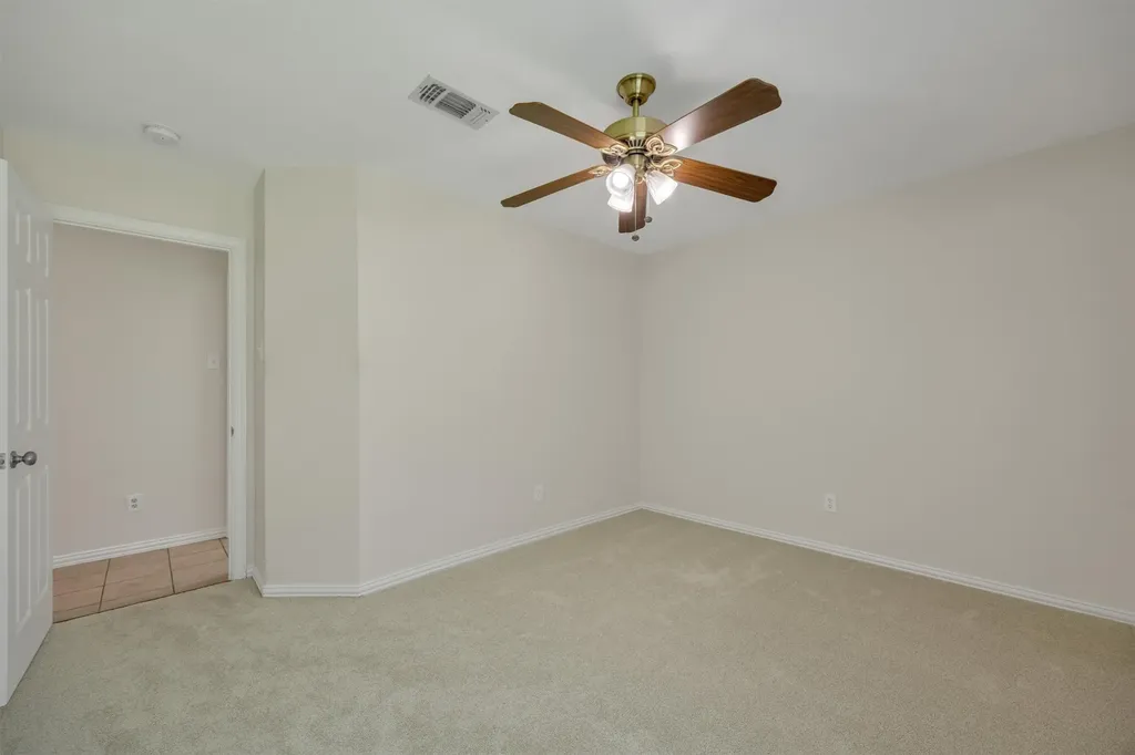 2105 Vintage Drive Corinth TX 76210