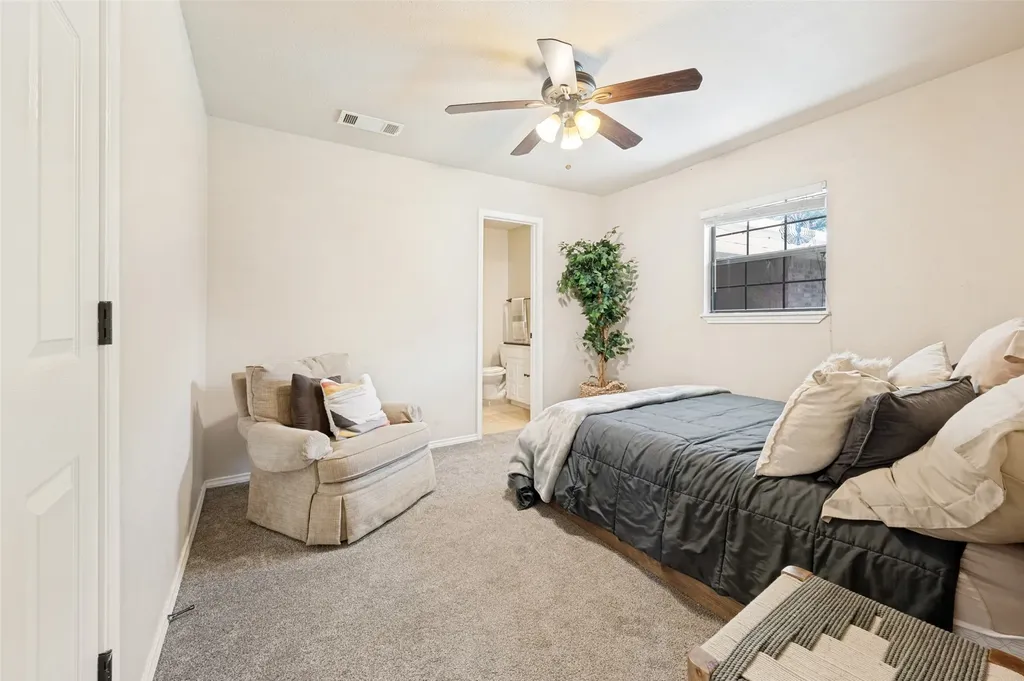 3403 Sunset Oaks Street Dalworthington Gardens TX 76016