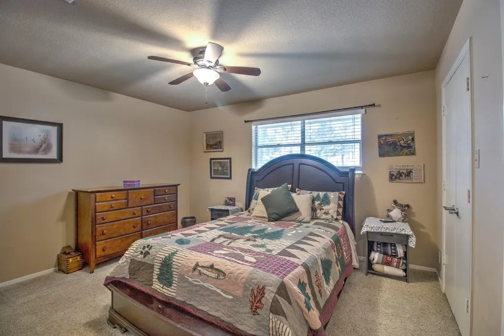1010 Kiowa Drive W Lake Kiowa TX 76240