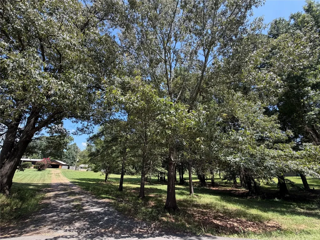 1398 Linton Road Benton LA 71006