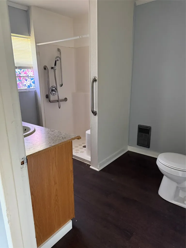 501 Needham Coleman TX 76834