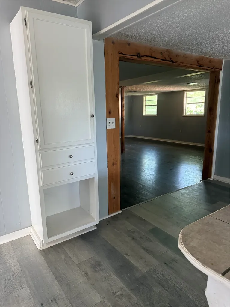 501 Needham Coleman TX 76834