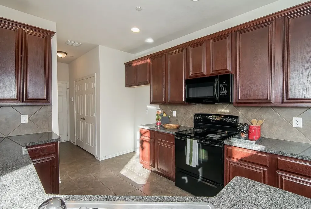 8740 Bigelow Drive Plano TX 75024