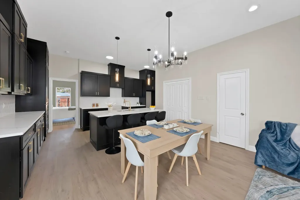 819 Stamps Avenue Fort Worth TX 76114