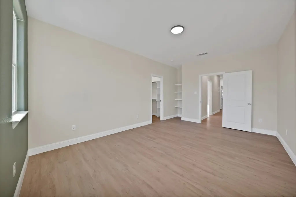 819 Stamps Avenue Fort Worth TX 76114
