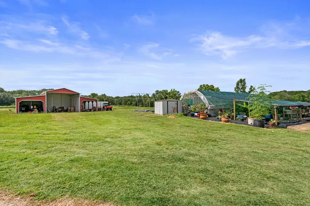 1509 County Road 3170 Quitman TX 75783