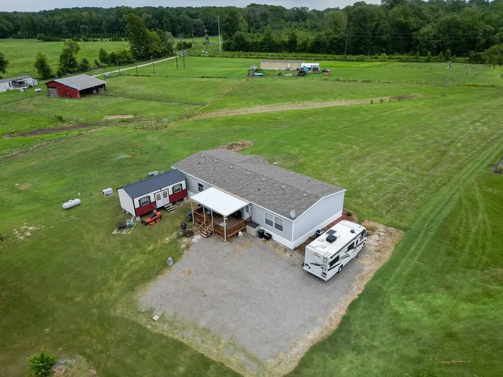 1509 County Road 3170 Quitman TX 75783