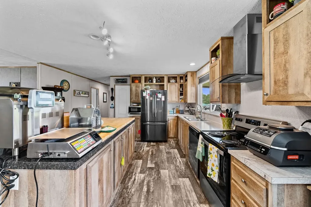 1509 County Road 3170 Quitman TX 75783