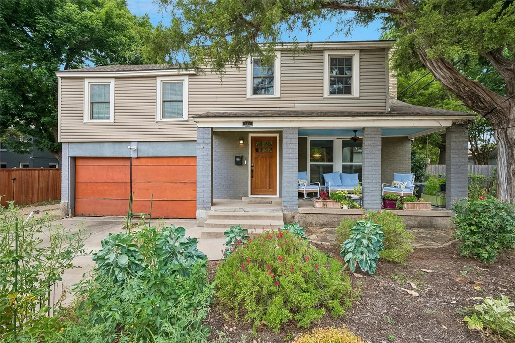 311 Paulus Avenue Dallas TX 75214