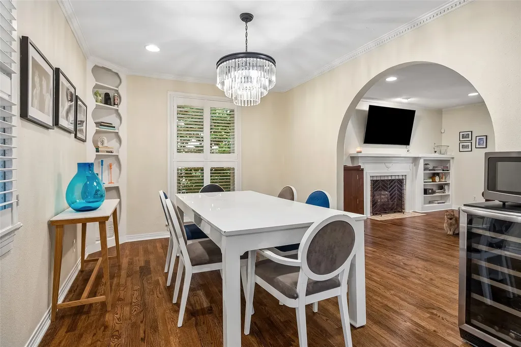 311 Paulus Avenue Dallas TX 75214