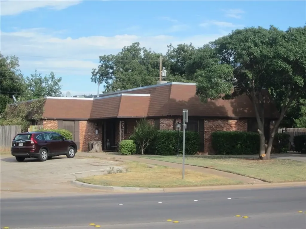 2023 N Willis Street Abilene TX 79603