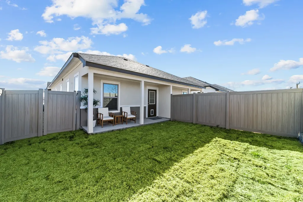 1106 Morado Mckinney TX 75071