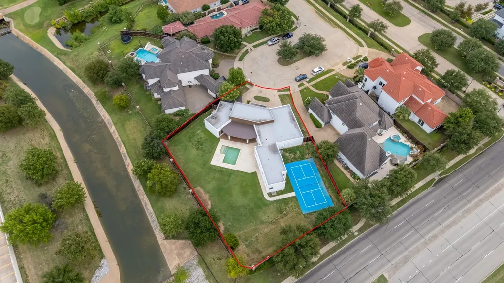 2171 Hogan Drive Irving TX 75038