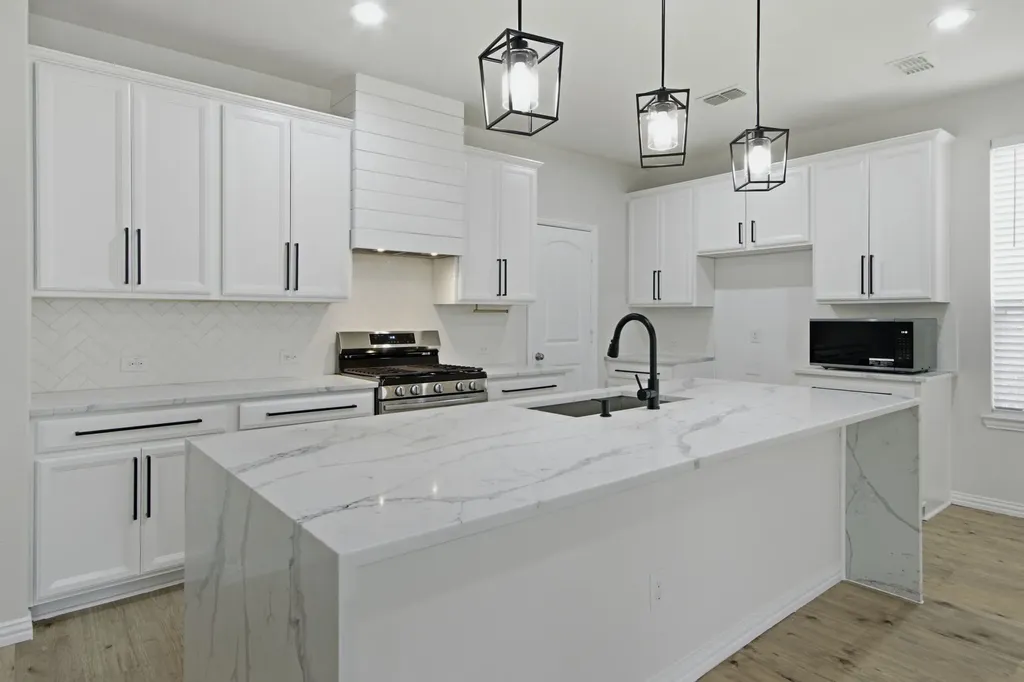 2520 Candle Lane Northlake TX 76247