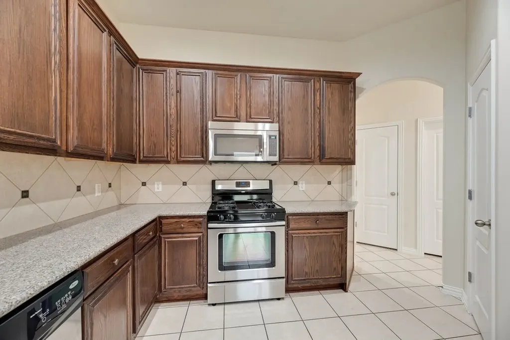 5037 Diamond Peak Court Mckinney TX 75071