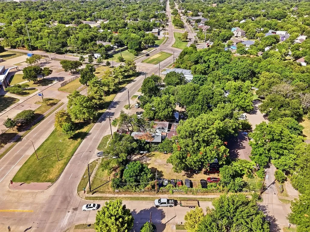 4515 Bernal Drive Dallas TX 75212