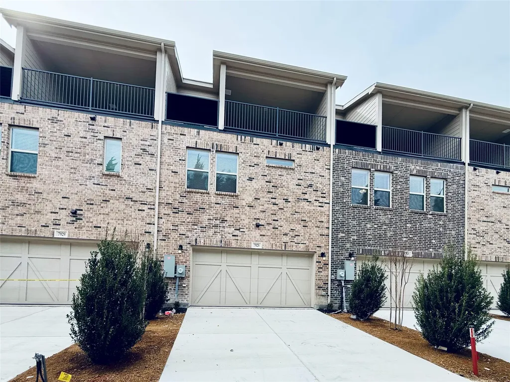 7925 Bayside Drive Rowlett TX 75088