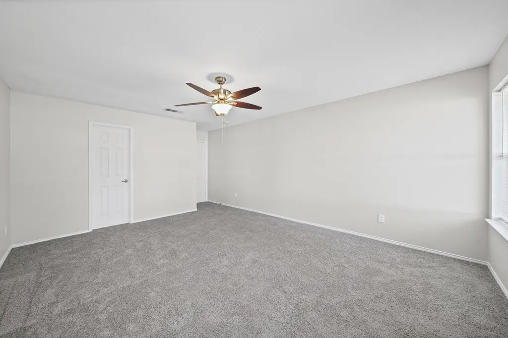 1216 Urban Drive Desoto TX 75115