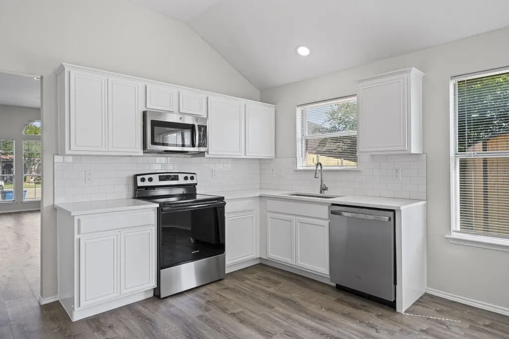 1216 Urban Drive Desoto TX 75115