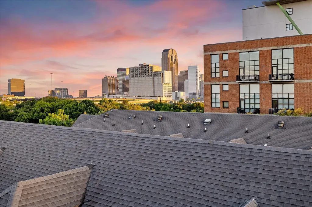 3200 Thomas Avenue Dallas TX 75204