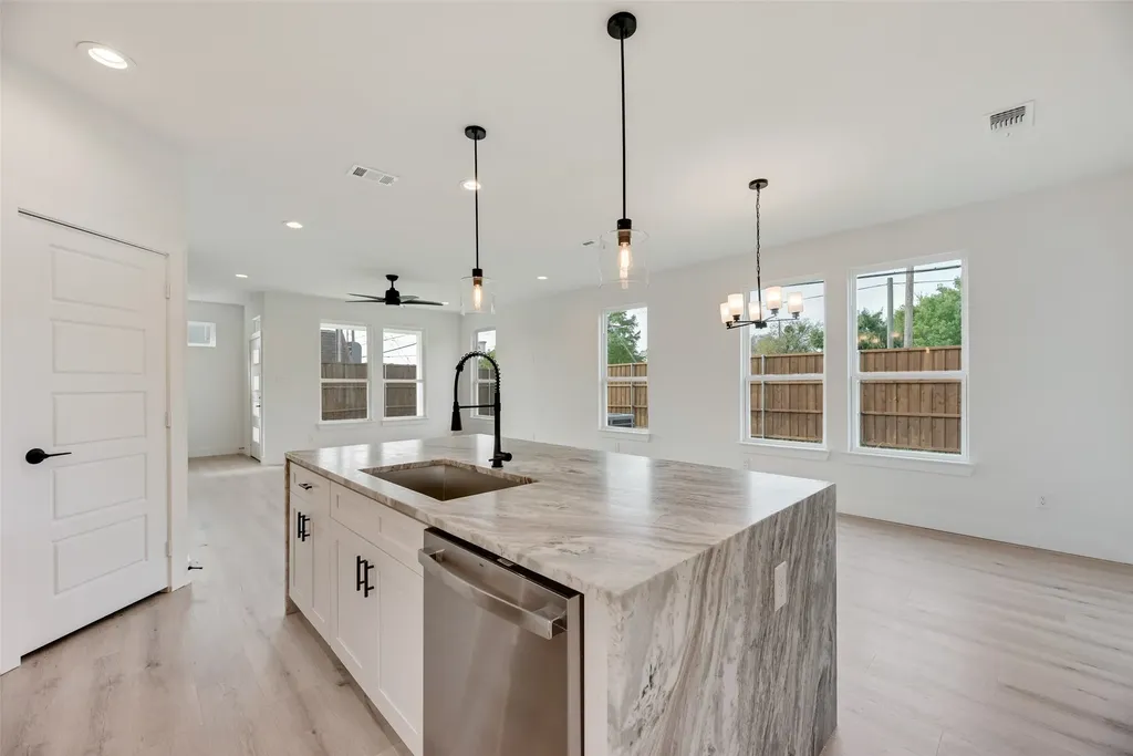2326 Fairfax Drive Irving TX 75060