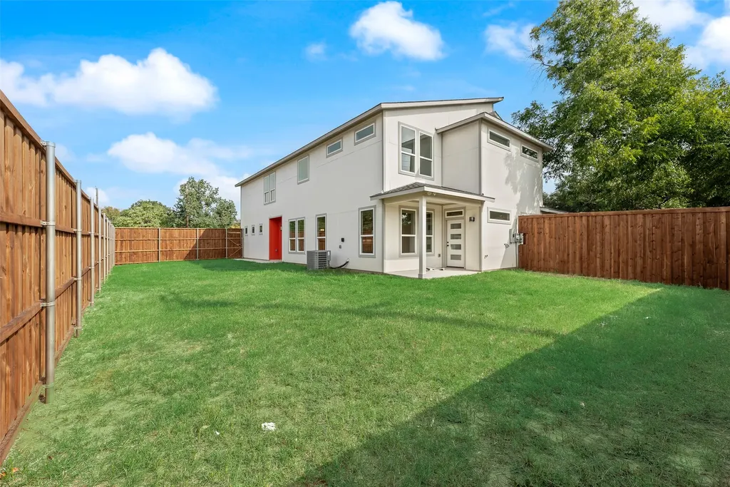 2326 Fairfax Drive Irving TX 75060