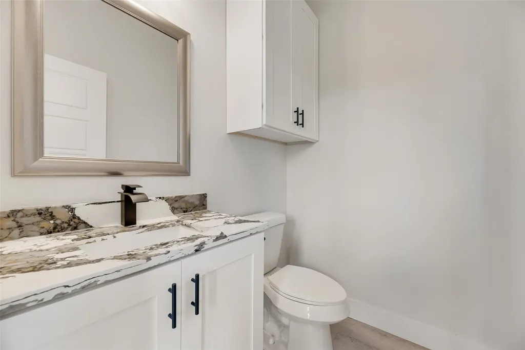 2326 Fairfax Drive Irving TX 75060